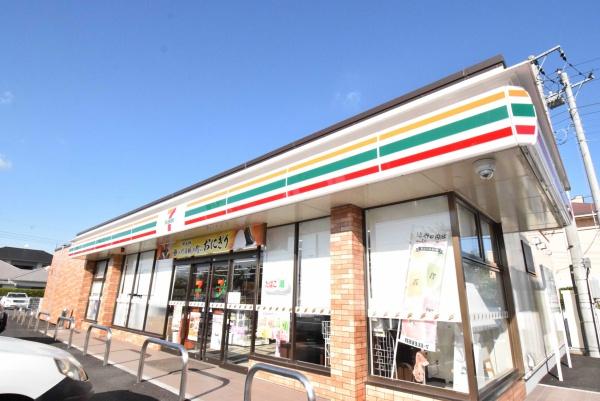 つくばみらい市絹の台６丁目の中古一戸建て(セブンイレブン谷和原絹の台2丁目店)