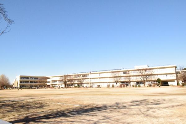 牛久市神谷６丁目の中古一戸建て(牛久市立向台小学校)