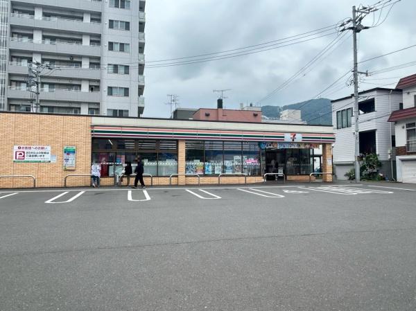ブルーミングガーデン中央区南１４条西１３丁目新築戸建(セブンイレブン札幌南14条西15丁目店)