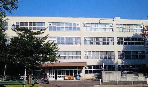 札幌市豊平区月寒東三条5丁目の中古一戸建て(■月寒中学校)