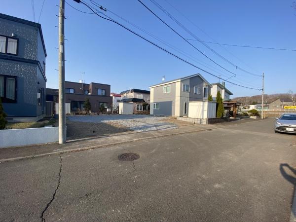ブルーミングガーデン厚別区青葉町１４丁目新築戸建
