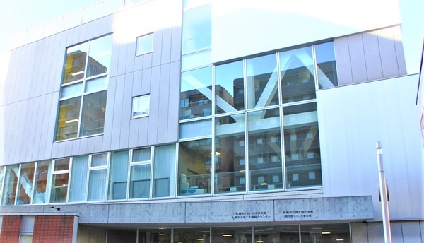 ライオンズマンション植物園第2(札幌市立資生館小学校)