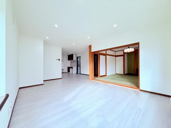 清田区真栄三条2丁目・外壁屋根室内リフォ住宅