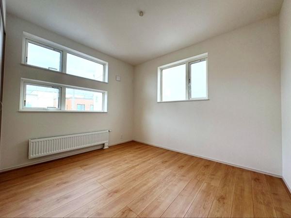 ブルーミングガーデン東区北３６条東１０丁目新築戸建　２号棟