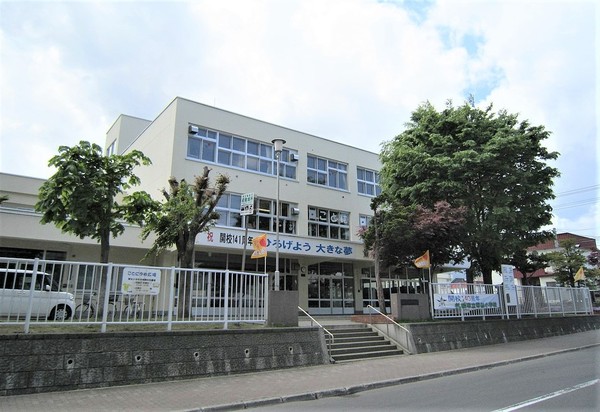 ライオンズマンション琴似第３(札幌市立琴似小学校)