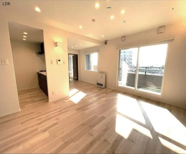 ハウスオブリザ栄町