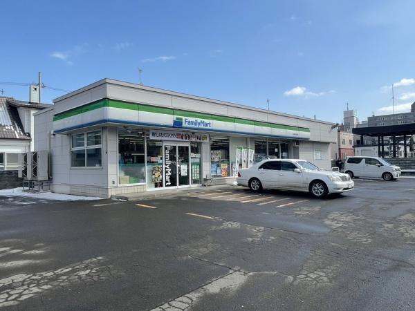 ブルーミングガーデン東区伏古８条３丁目新築戸建(ファミリーマート伏古8条店)