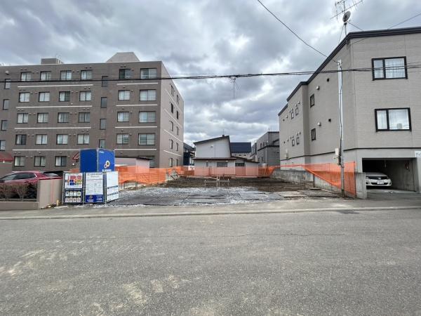 ブルーミングガーデン豊平区月寒東２条３丁目新築戸建　１号棟