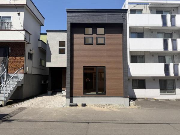 ブルーミングガーデン豊平区豊平8条12丁目新築戸建 1号棟