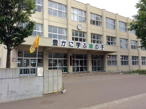 ブルーミングガーデン北区新琴似８条１１丁目新築戸建　１号棟(札幌市立新琴似緑小学校)