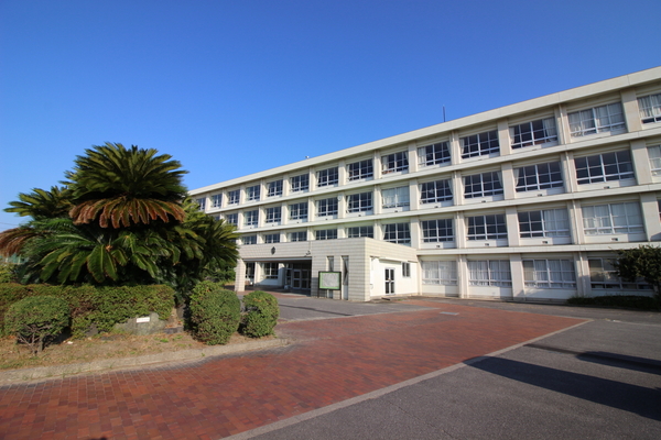 碧南市西山町7丁目の中古一戸建て(碧南市立新川中学校)