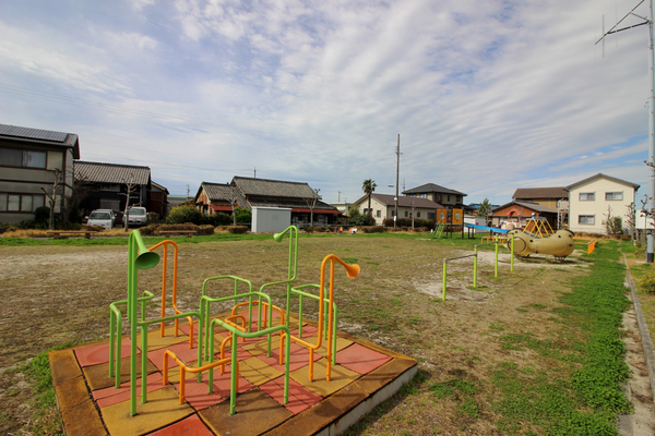 Livele　Garden.S西尾市寺津町天王山　2号棟(寺津３号公園)