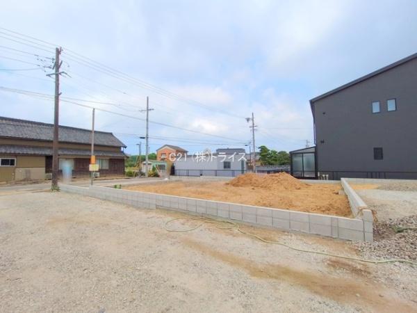 Livele　Garden.S西尾市一色町野田　1号棟