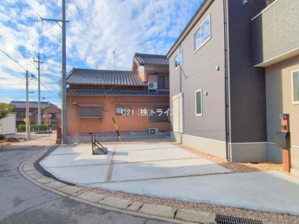 Livele　Garden.西尾市一色町下乾地第2　1号棟