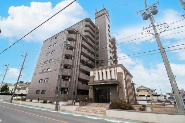 レインボー桜町