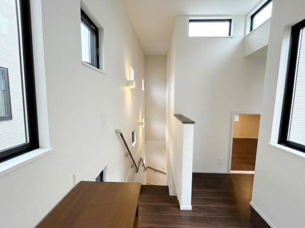西尾市平坂吉山２丁目の中古一戸建て