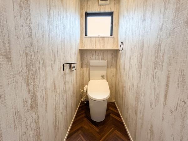 西尾市平坂吉山２丁目の中古一戸建て