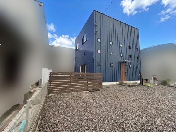 西尾市平坂吉山２丁目の中古一戸建