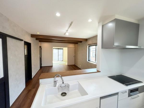 西尾市伊藤３丁目の中古一戸建て