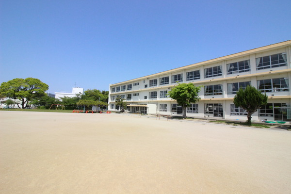 西尾市山下町　1号棟(西尾市立西尾小学校)