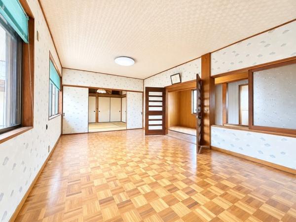 知多郡阿久比町大字白沢字中野根の中古一戸建て