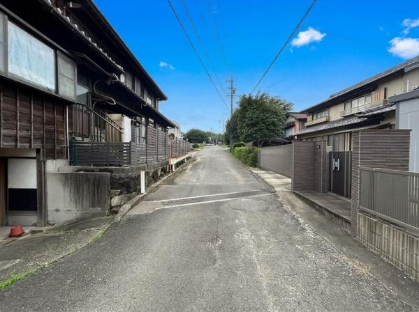 知多郡阿久比町大字白沢字中野根の中古一戸建