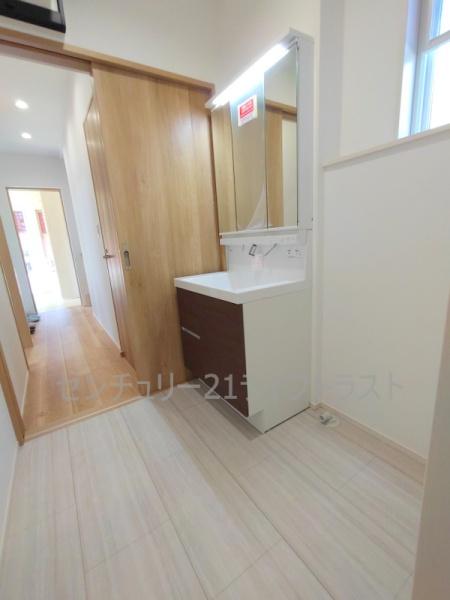 印西市草深の中古一戸建て