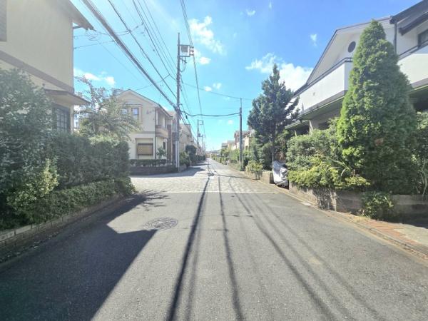 千葉市花見川区み春野3丁目　戸建て