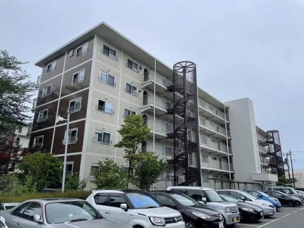 稲毛ファミールハイツ１８号棟