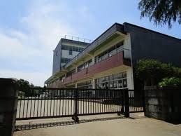 八千代市勝田台南2丁目の中古一戸建て(八千代市立勝田台中学校)