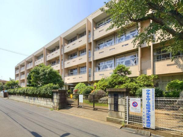 モアクレスト千葉A棟(千葉市立北貝塚小学校)
