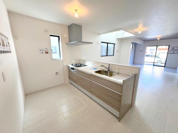 千葉市美浜区磯辺３丁目　新築戸建て　1号棟