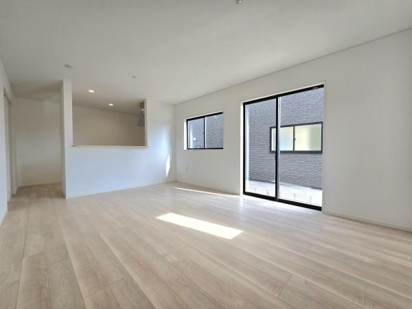 千葉市緑区古市場町第5　1期　新築戸建て　2号棟