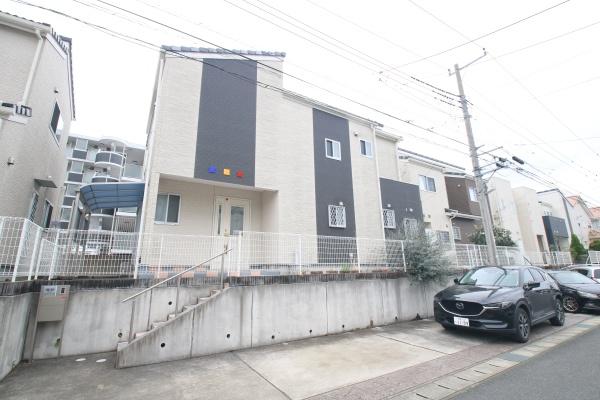 成田市橋賀台2丁目　戸建て