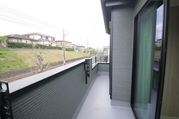 成田市橋賀台4　新築戸建て　全2棟
