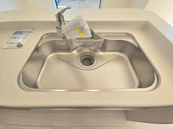 千葉市若葉区千城台西3丁目　新築戸建て