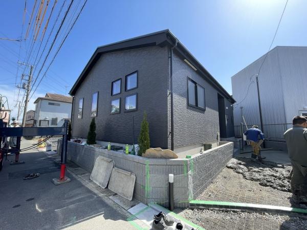 グラファーレ千葉市千城台西1丁目7期　1号棟