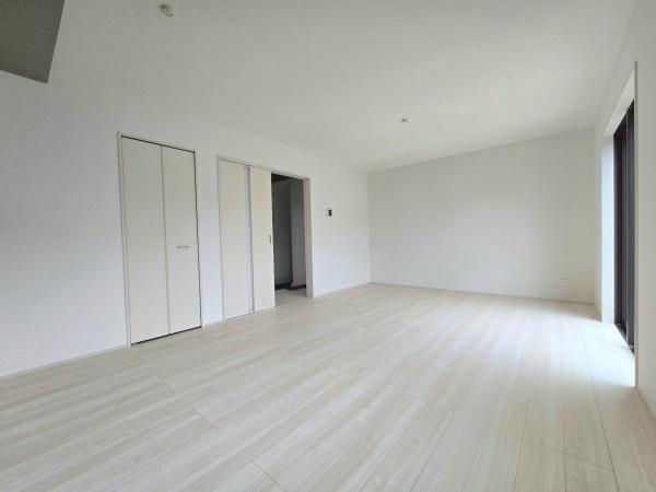 グラファーレ千葉市千城台西1丁目7期　1号棟