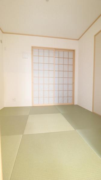 千葉市花見川区朝日ケ丘４丁目の中古一戸建て