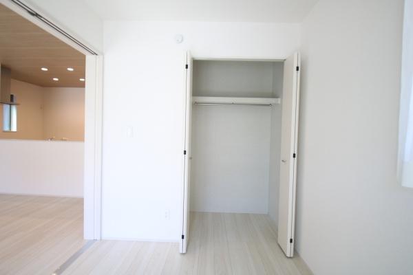 成田市玉造3　新築戸建て　全2棟