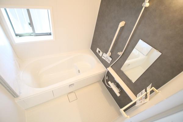 成田市玉造3　新築戸建て　全2棟