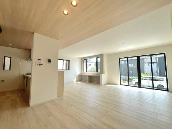 四街道市旭ケ丘８期　新築戸建て