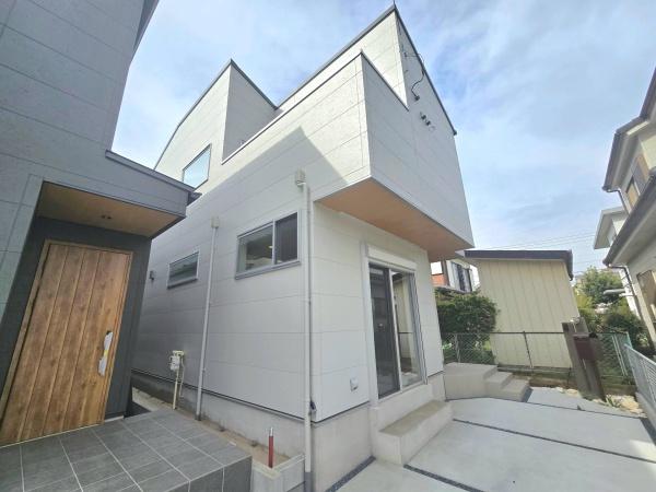 八千代市勝田台4丁目　新築戸建て　全2棟