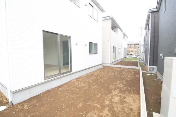 成田市本三里塚　第4　新築戸建て　全28棟　残り4棟