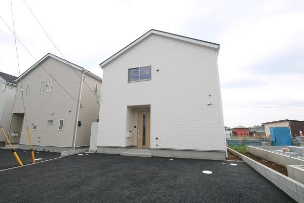 成田市本三里塚　第4　新築戸建て　全28棟　残り4棟