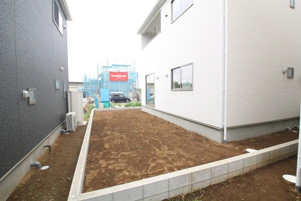 成田市本三里塚　第4　新築戸建て　全28棟　残り4棟