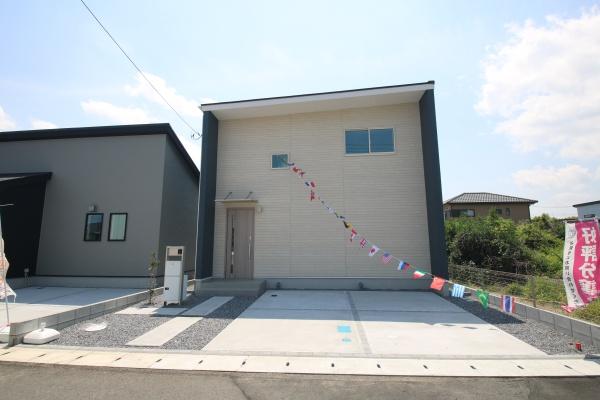 潮来市日の出5丁目23-3期　新築戸建て　1号棟