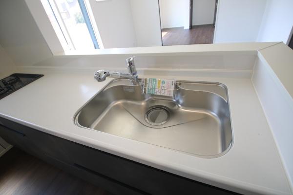 潮来市日の出5丁目23-3期　新築戸建て2号棟