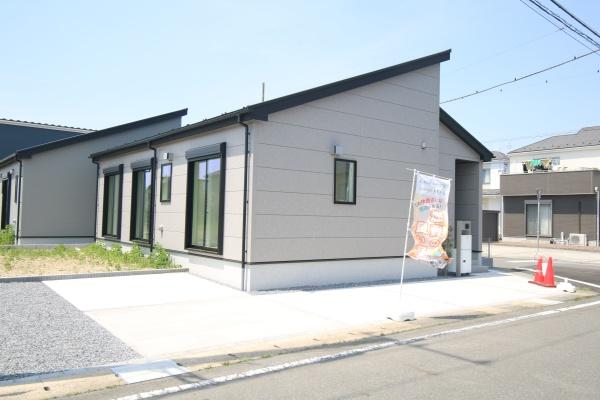 潮来市日の出5丁目23-3期　新築戸建て3号棟