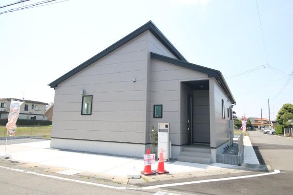 潮来市日の出5丁目23-3期　新築戸建て3号棟